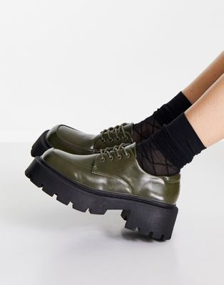 chunky lace up shoes with exaggerated sole in green