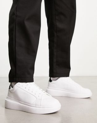 minimal chunky trainers in white/black