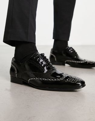 studded oxford lace up shoes in black faux leather