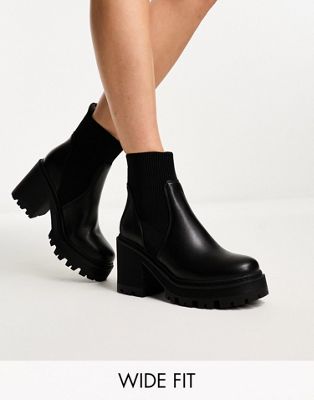 wide fit chunky heeled chelsea boots in black