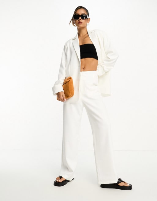 4th & Reckless - Elodie - Blazer e pantaloni con dettaglio a V bianco sporco in coordinato