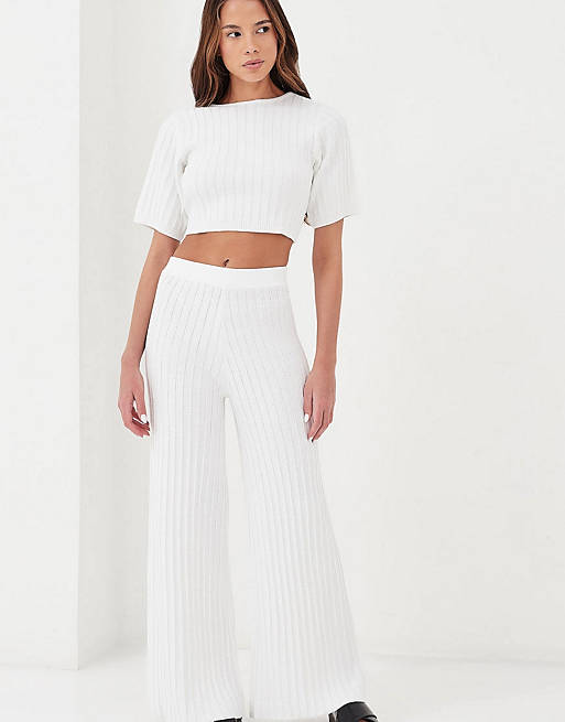 4th & Reckless Mercy beach crop top and trouser with open back co-ord in white k