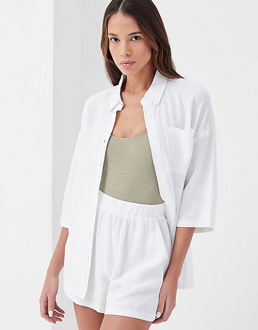 4th & Reckless Nixie linen oversized beach shirt co-ord in white