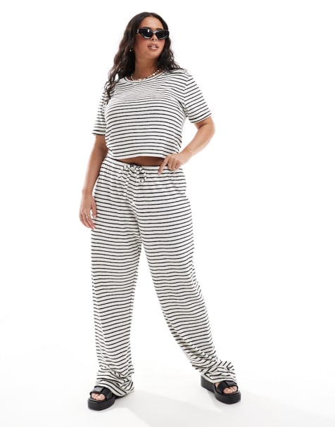 4th & Reckless Plus exclusive towelling t-shirt and trousers co-ord in stripe - view 1
