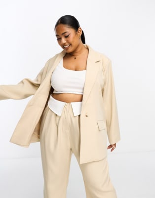 4th & Reckless Plus tailored blazer and trouser co-ord in cream | ASOS