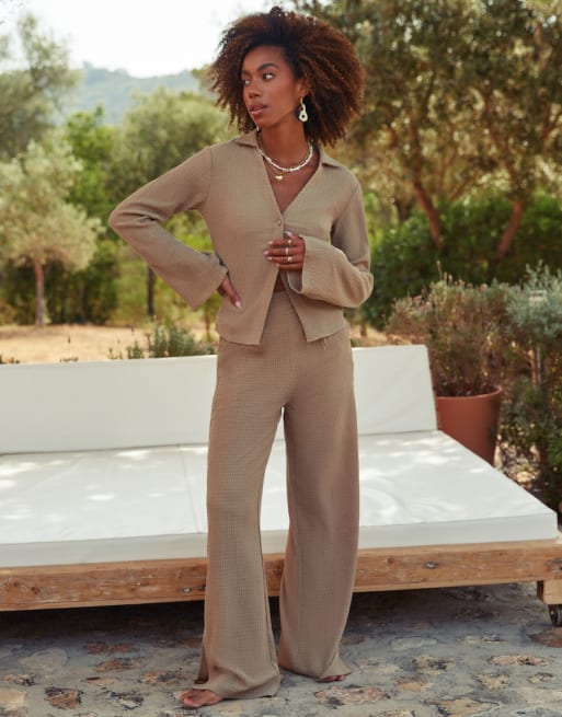 4th & Reckless X Amaka Hamelijnck Khallua – Kombi-Set mit Strandhose aus Webstoff in Knitteroptik in Beige