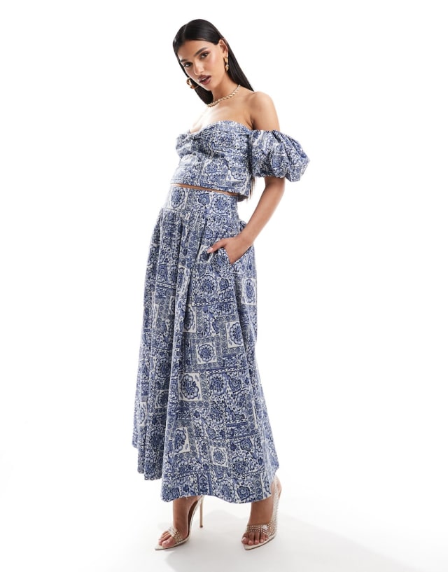 Abercrombie & Fitch - co-ord blue tile print maxi set