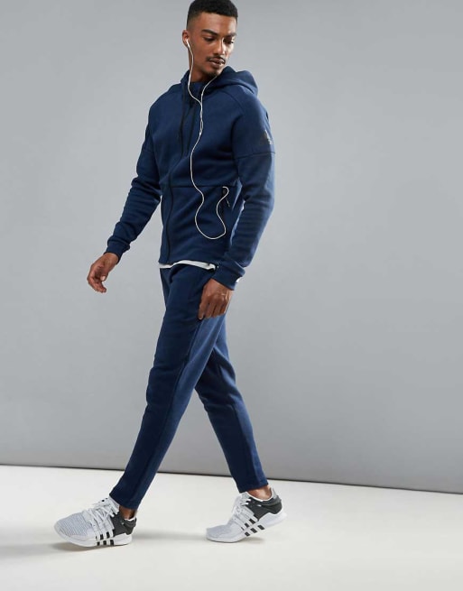 adidas Athletics – Marineblauer Trainingsanzug | ASOS adidas – Athletics Stadium – Jogginghose in Marine, BQ0707