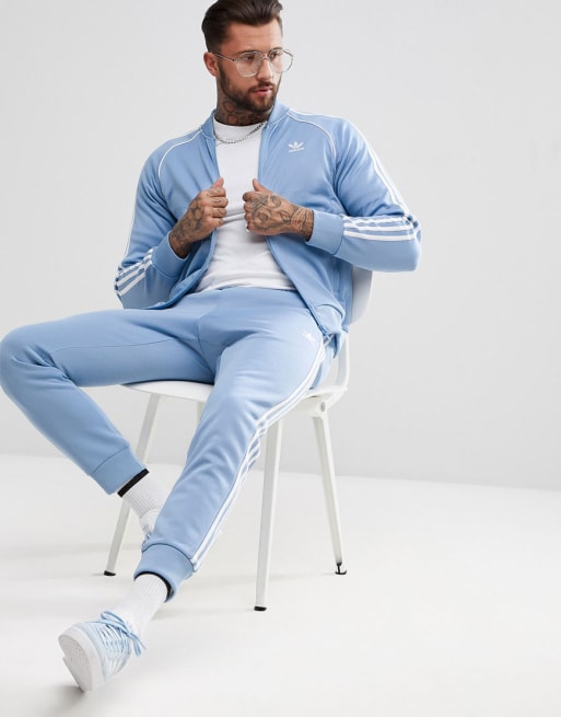 Survetement adidas bleu et on sale blanc