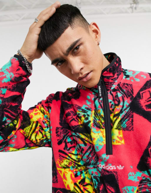 adidas Originals – Durchgehend gemustertes Fleece-Kombiteil