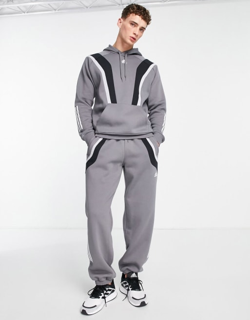 Adidas hot sale fleece tracksuit