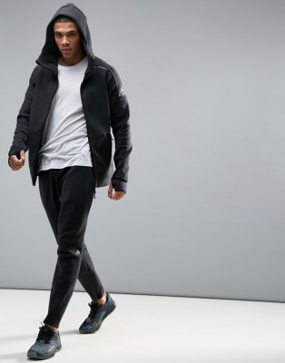 adidas - ZNE - Trainingspak in zwart | ASOS