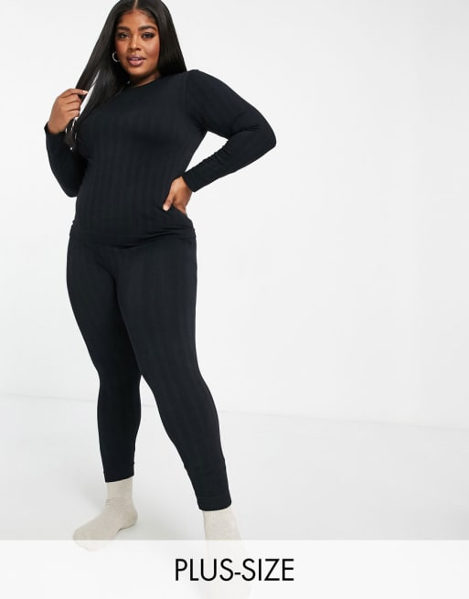 Plus Size Tights: Explore Plus Size Styles