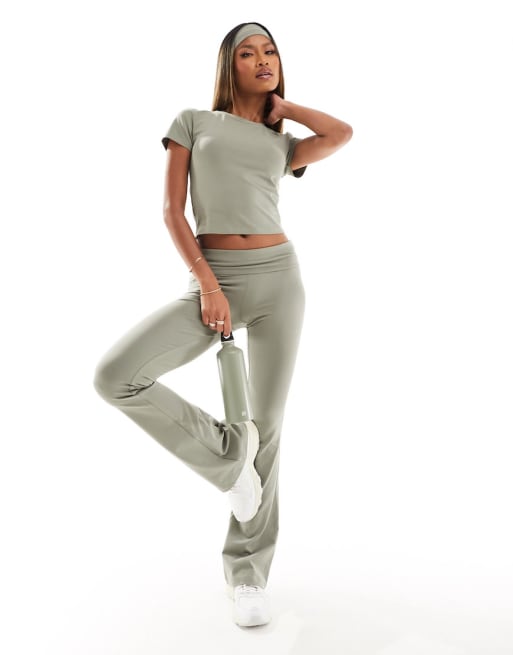 ASOS 4505 Soft touch activewear set in olive green