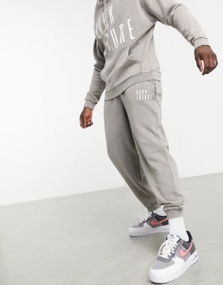 buy mens tracksuits online