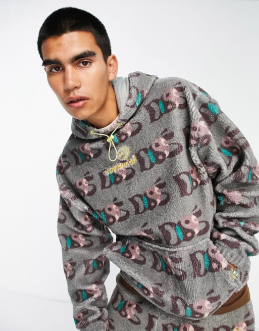 ASOS Daysocial - Ensemble oversize imprimé en imitation peau de mouton duveteuse avec broderie logo
