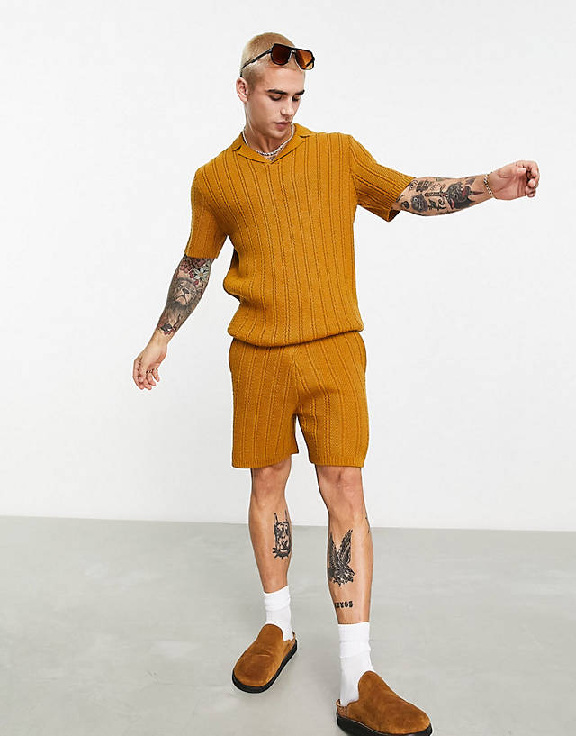 ASOS DESIGN - cable knit co-ord revere polo with shorts in tan