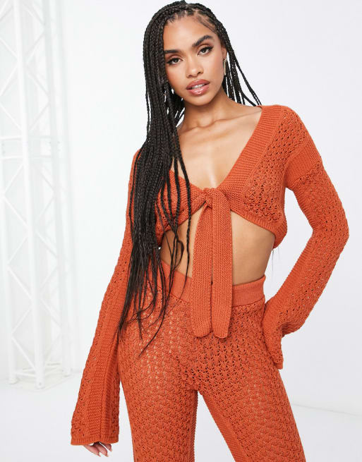 ASOS DESIGN - Co-ord set van gebreide broek met wijde pijpen en gehaakte top met gestrikte voorkant