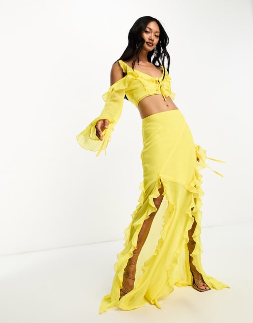 ASOS DESIGN - Co-ord set van zachte top met ruches en gestrikte voorkant en maxirok met zijsplit