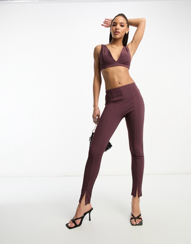 ASOS DESIGN - co-ord v front crop vest and skinny leggings in plum