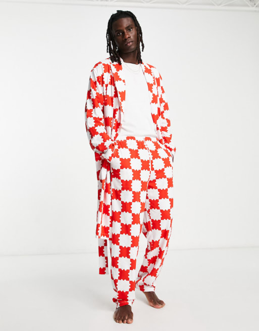ASOS DESIGN - Coordinato con vestaglia e pantaloni con stampa a quadri rossi