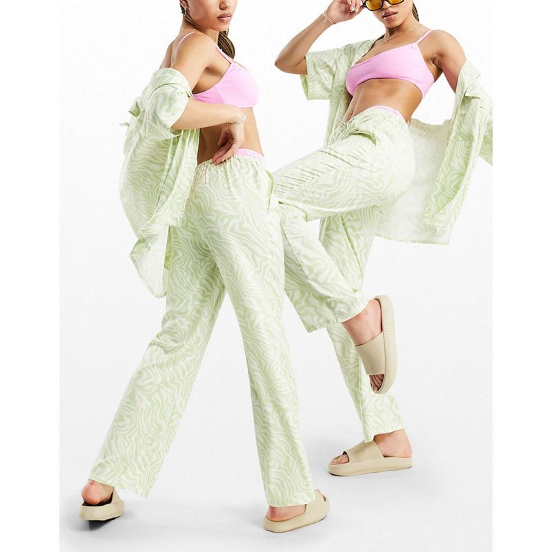 Pantaloncini Donna DESIGN - Coordinato da 3 pezzi con stampa zebrata verde