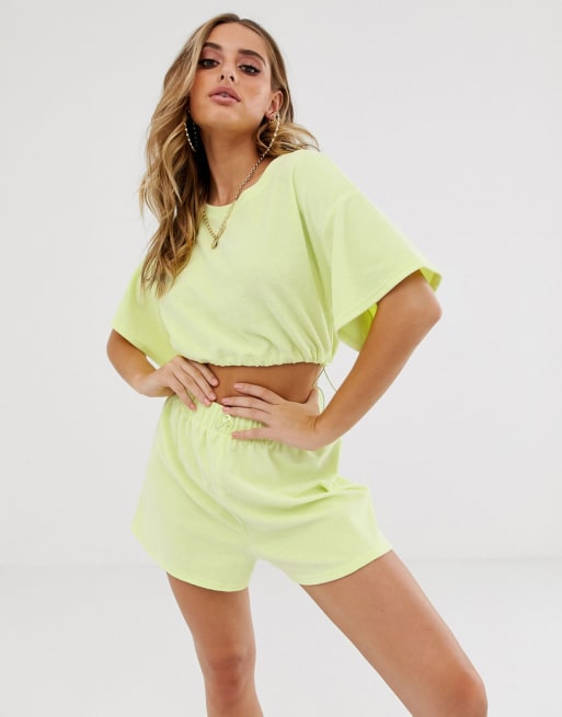 ASOS DESIGN - Coordinato da mare in spugna di jersey con laccetti elastici fluo slavato
