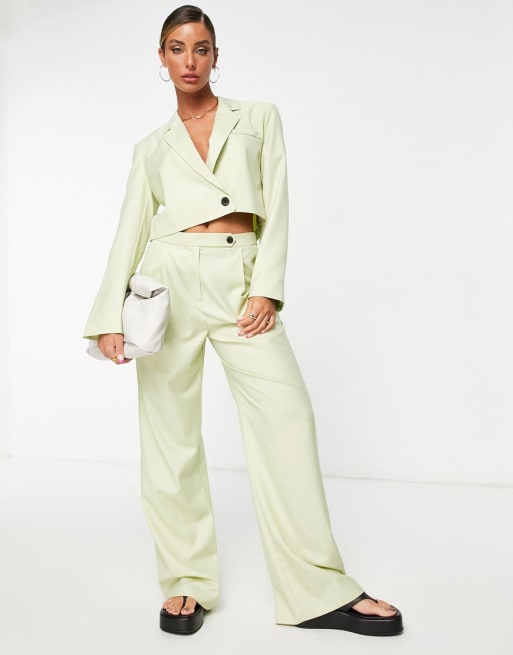 Crop pant clearance suit