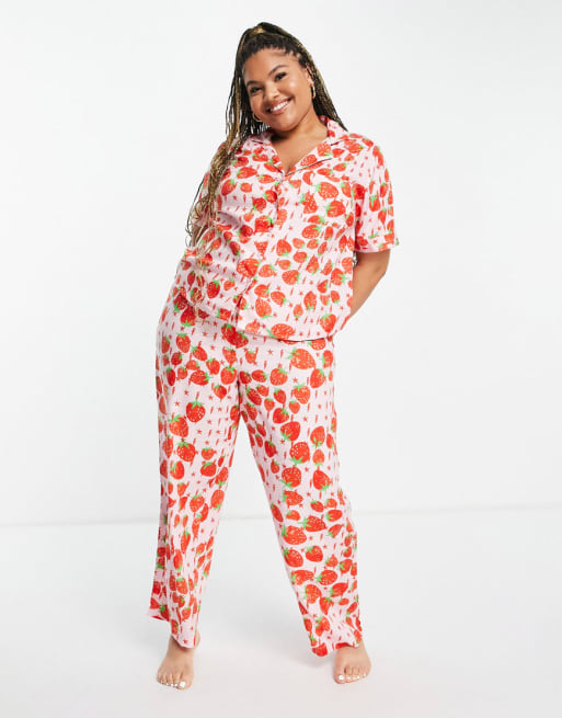 Women's and Women's Plus Strawberry Graphic Sleep Pants 