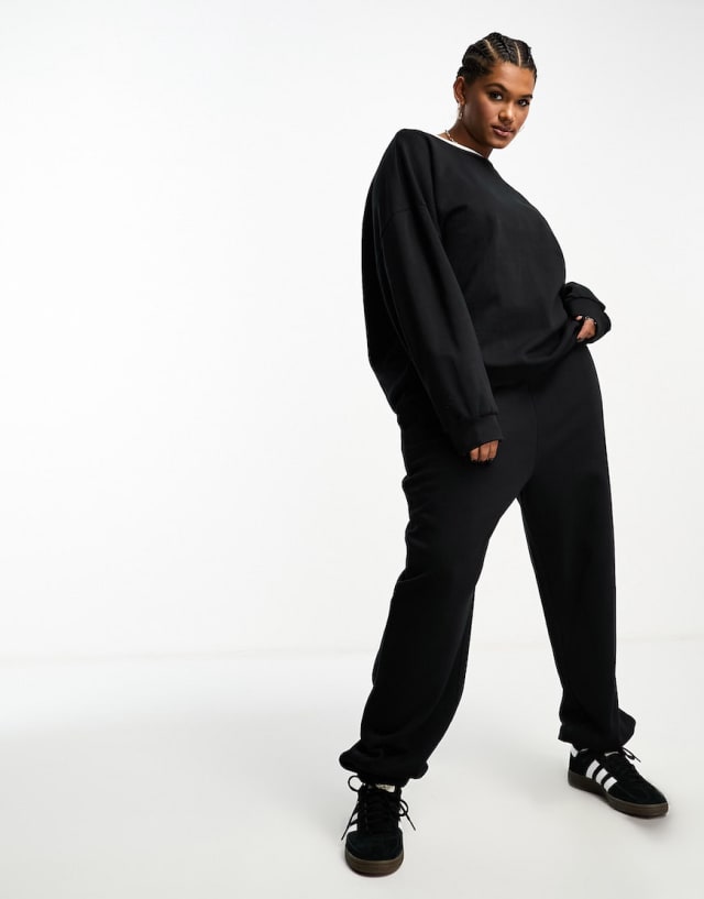 ASOS Curve - ASOS DESIGN curve sweats and jogger mix and match co-ord in black