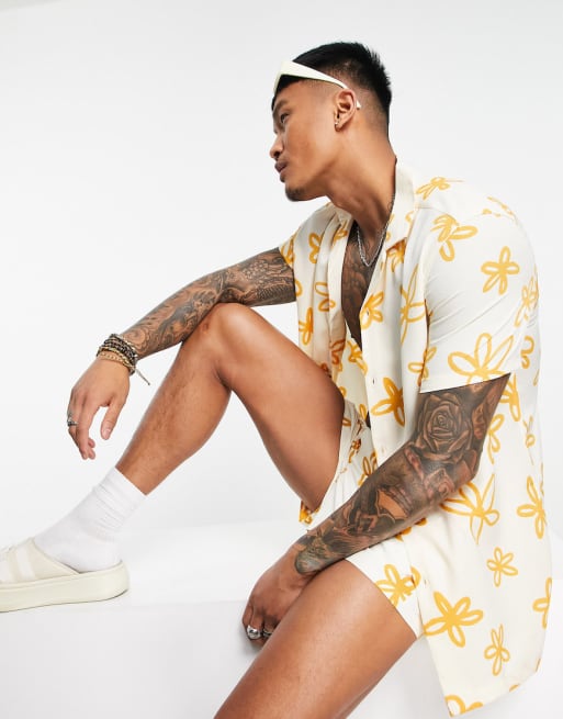 ASOS DESIGN – Hemd in Ecru mit Gänseblümchenprint, Kombiteil