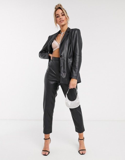 https://images.asos-media.com/groups/asos-design-leather-look-suit-in-black/26978-group-1?$n_640w$&wid=513&fit=constrain