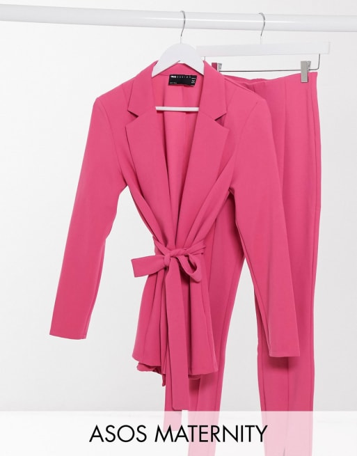 ASOS DESIGN Maternity – Dżersejowa marynarka o kopertowym kroju w kolorze magenty