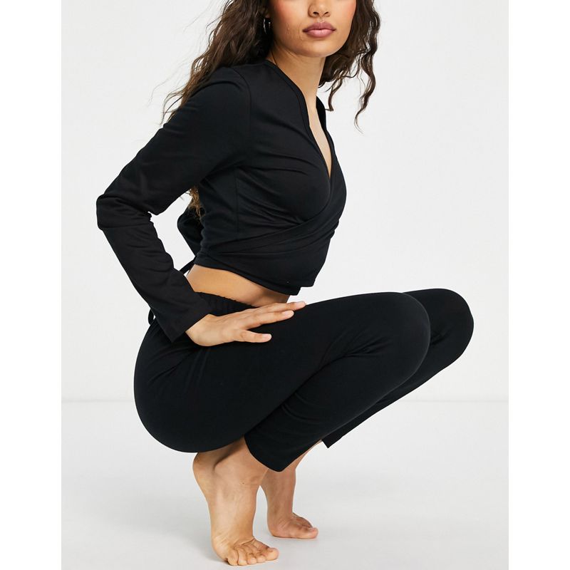 DESIGN - Mix and Match - Completo pigiama con leggings e canottiera in cotone organico nero