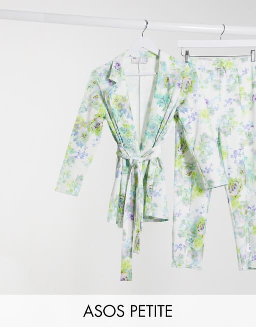 ASOS DESIGN Petite – Biały kopertowy garnitur z dżerseju ze wzorem w kwiaty