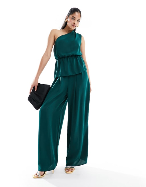 ASOS DESIGN – Set aus weit geschnittener Hose und Oberteil mit One-Shoulder-Träger und Schnürung in botanischem Grün