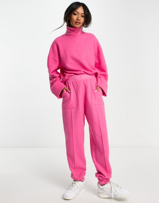 Hot pink sweatshirt discount and sweatpants set