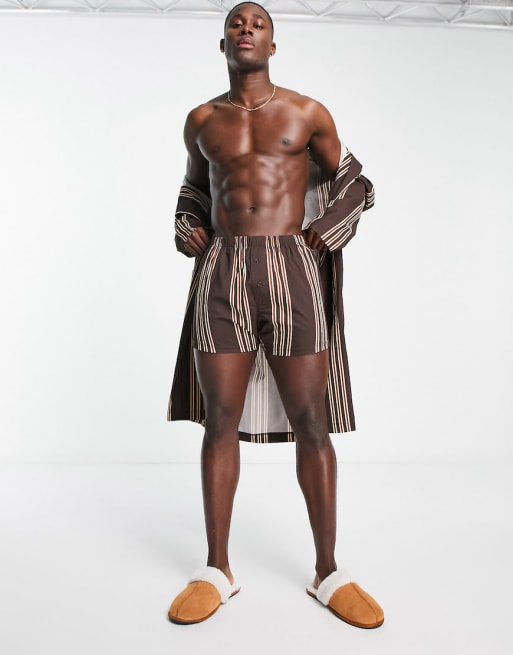 ASOS DESIGN - Vestaglia e boxer marroni a righe in coordinato