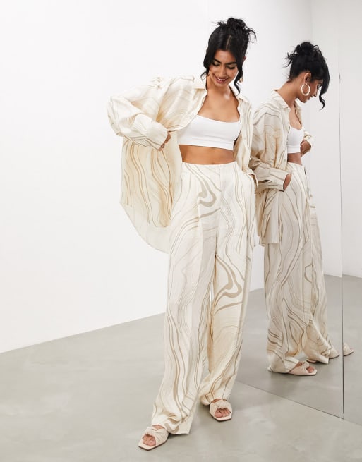 ASOS EDITION - Chemise oversize et pantalon à imprimé ondulations - Crème