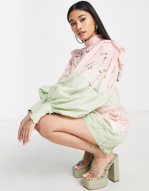 ASOS EDITION - Ensemble top à col montant et short à broderie ajourée - Multicolore dégradé