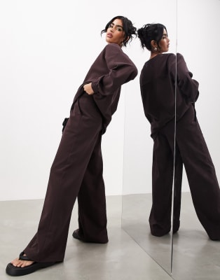 ASOS EDITION - Top long et pantalon en jersey texturé - Marron