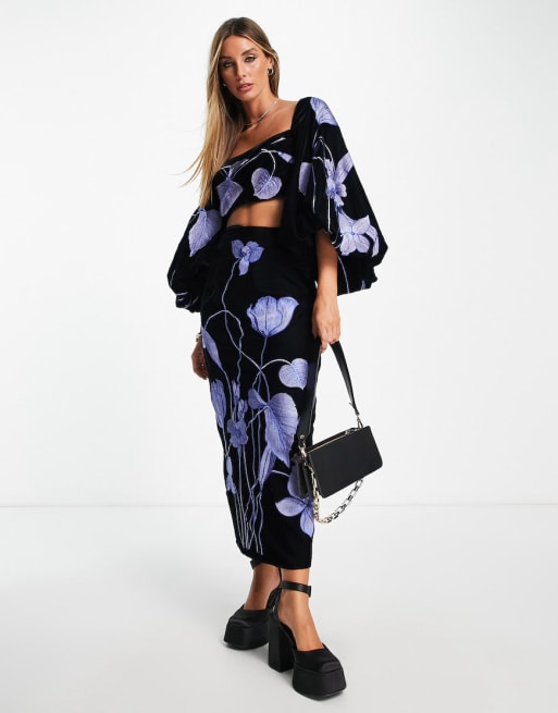 Floral pencil skirt and crop top hotsell