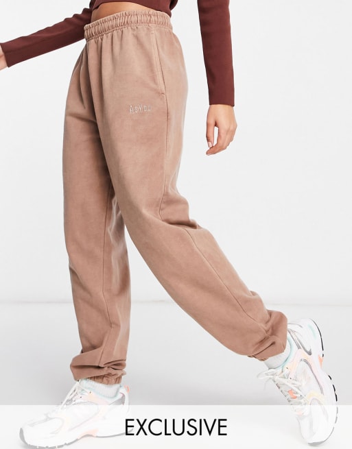 ASYOU set in mocha