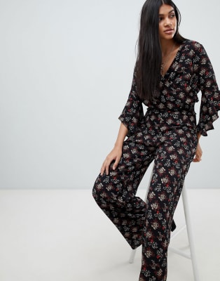 AX Paris - Combi-set van blouse en broek met wijde pijpen | ASOS