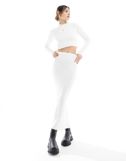 Bershka - Co-ord set van geribbelde gebreide trui met ronde hals en rok in ecru
