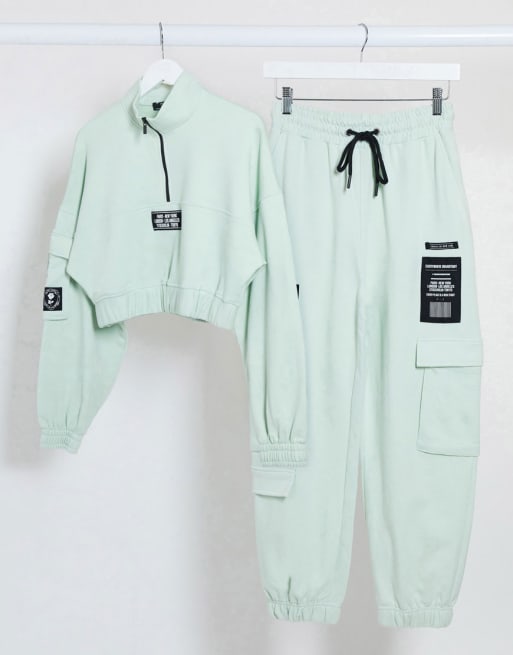 Bershka - Felpa corta e joggers color menta in coordinato