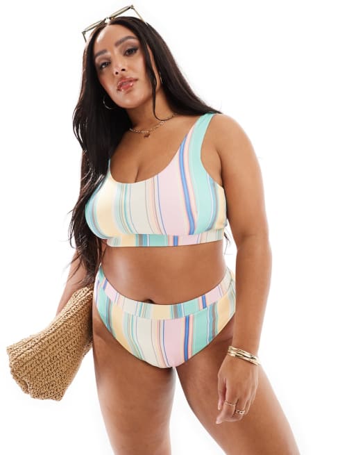 Bikini a rayas de colores de top tipo bralette y braguitas de talle alto de PIECES Curve