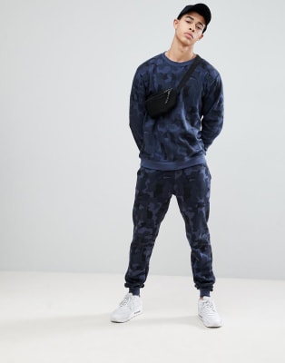 boohooman navy joggers