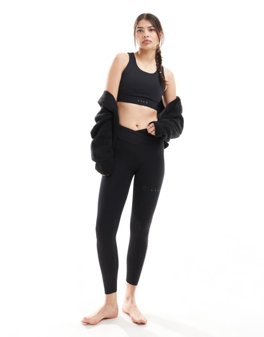 Born Living Yoga – Nara – Sport-BH und Leggings in Schwarz