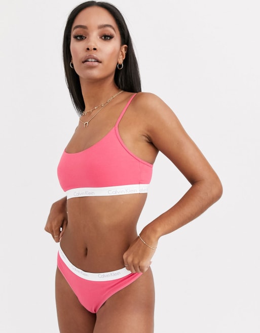Calvin Klein - Koralfarvet BH-sæt